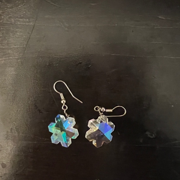 Snowflake earrings - Picture 1 of 2